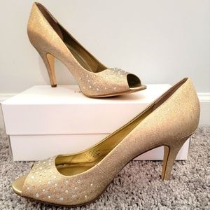 Style & Co Gold Dressy Peep Toe Pumps Size 9M